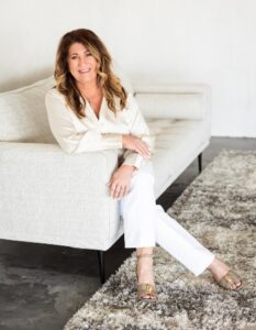 top real estate agent in oklahoma jana fariss